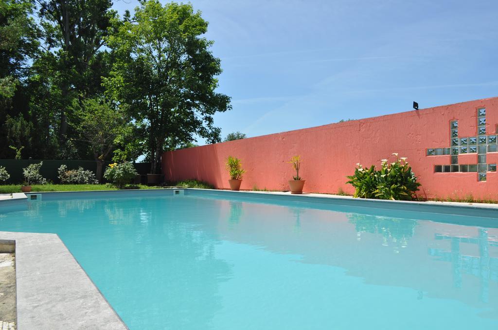 Neuillé Les Longchamps B&B 외부 사진